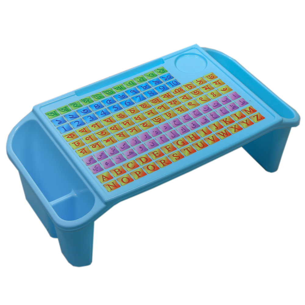 Baby-Plastic-Desk2